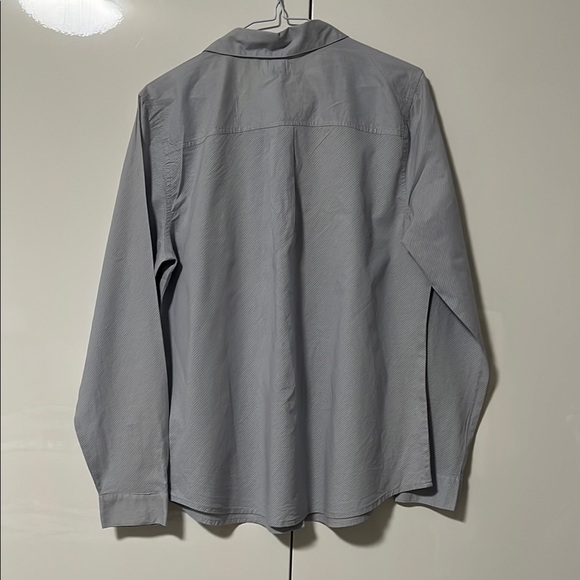 Old Navy Light Blue White Dotted Cotton Lightweight Button Down Shirt, Size L - Picture 6 of 9